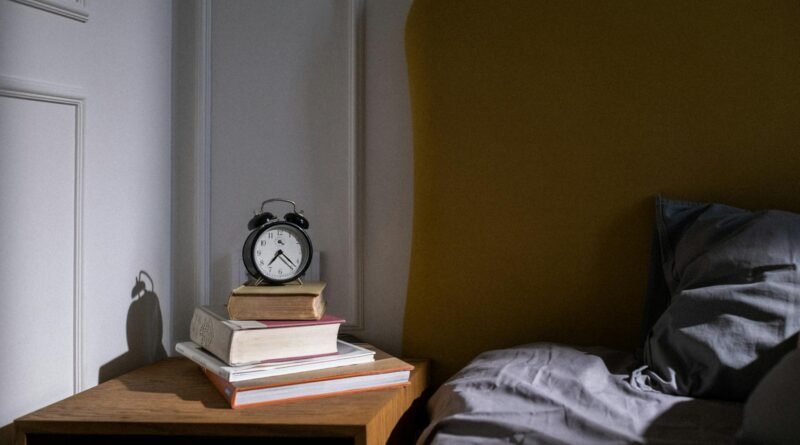 Insomnia 2026 — ce găsești în farmacie fără rețetă și când trebuie să mergi la medic