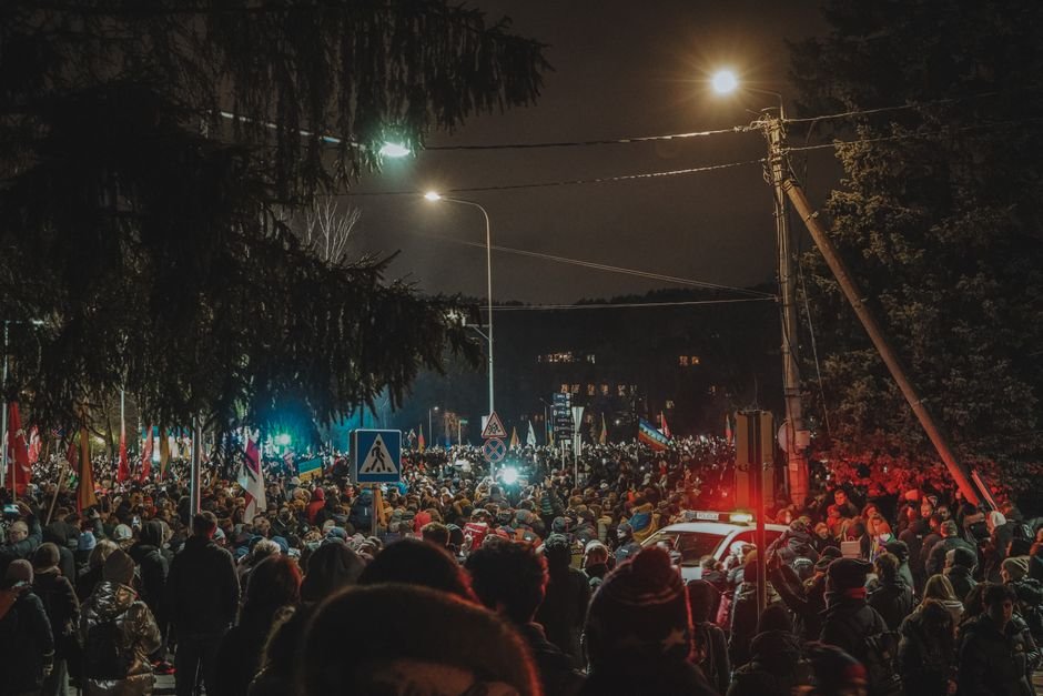 Profesioniști din sănătate în marș — farmaciști la protest 2026
